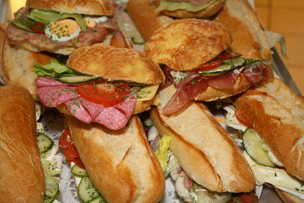 sandwiches-180982_1920