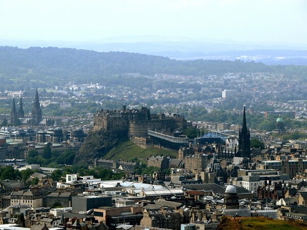 Edinburgh Rail Tours from London