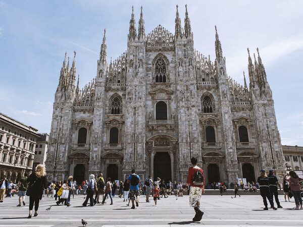 Car Hire Milan
