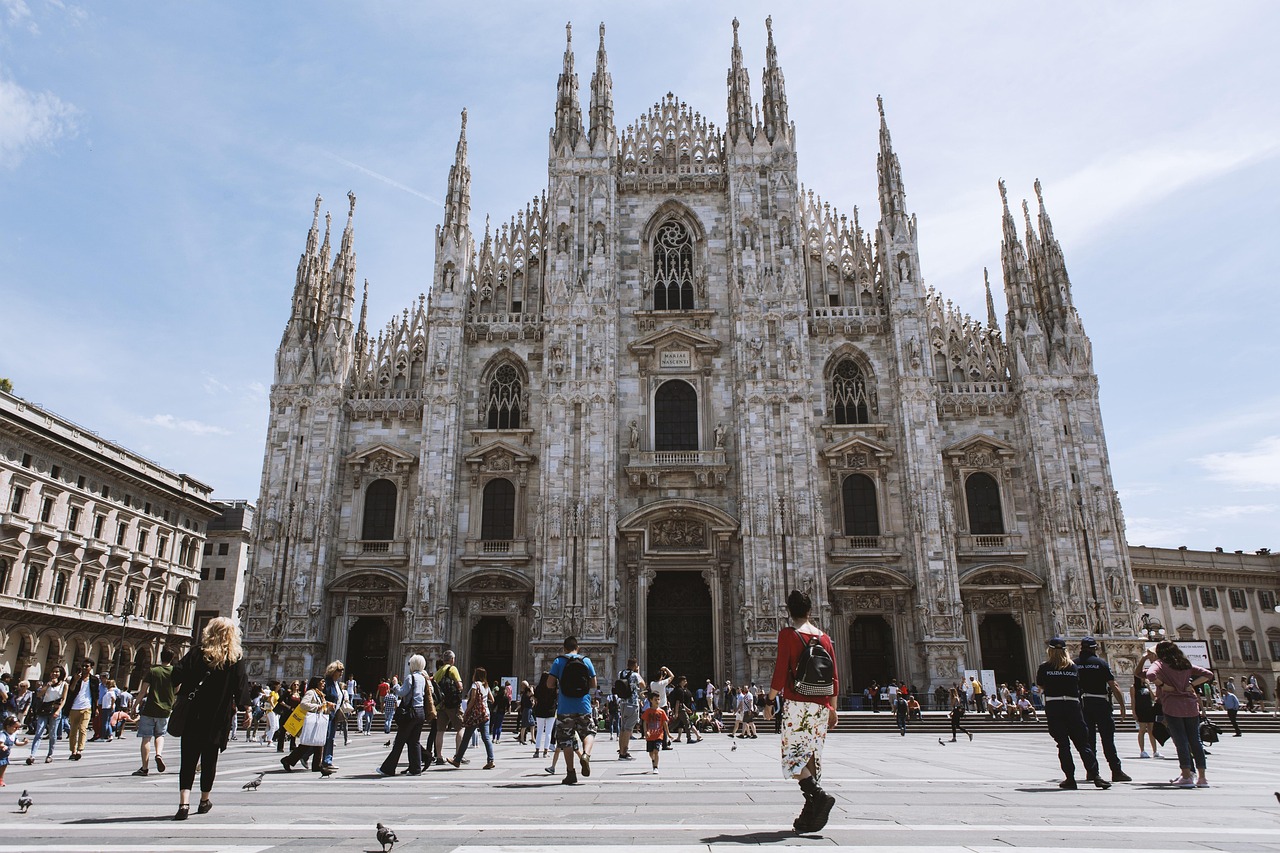 Car Hire Milan
