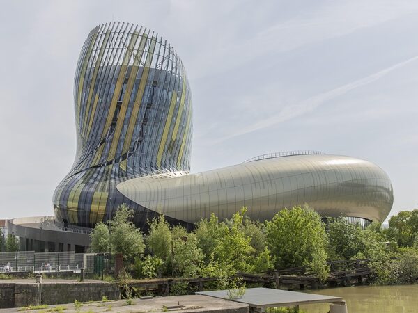 Car Hire Bordeaux