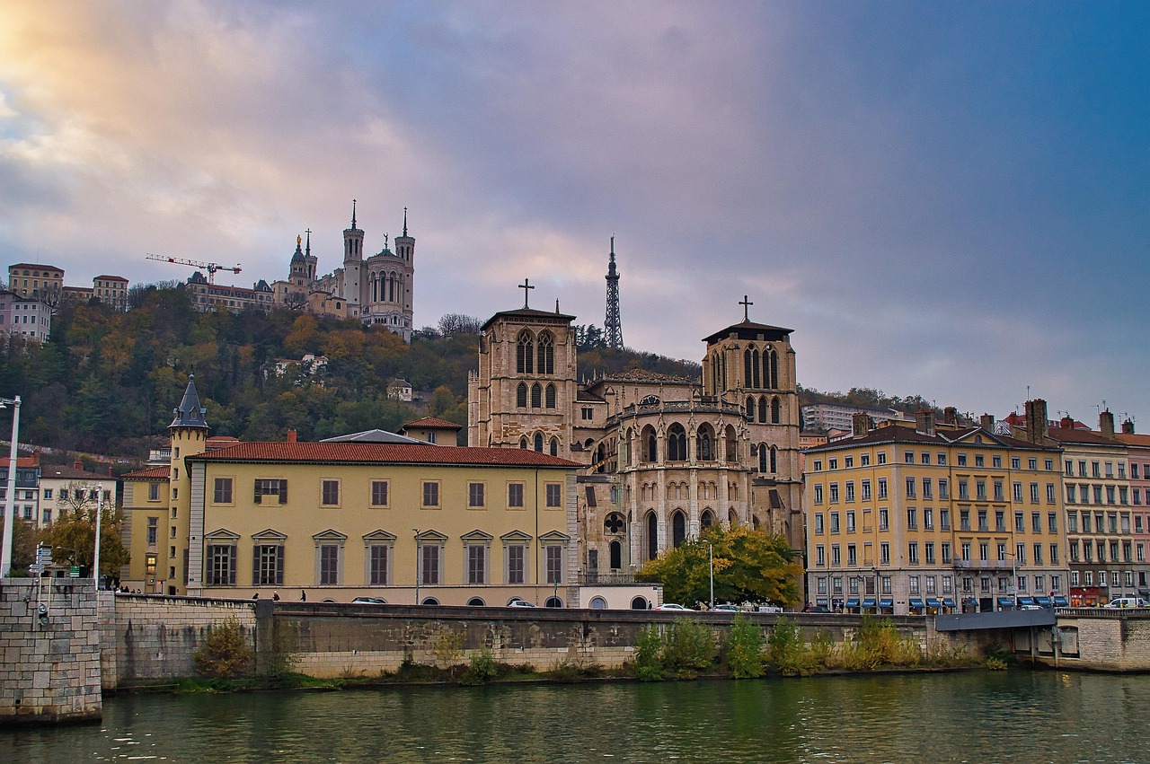 Car Hire Lyon