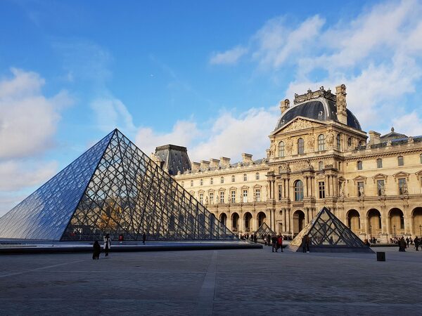 Guided Tour of the Louvre Museum