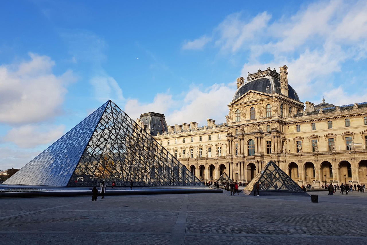 Guided Tour of the Louvre Museum